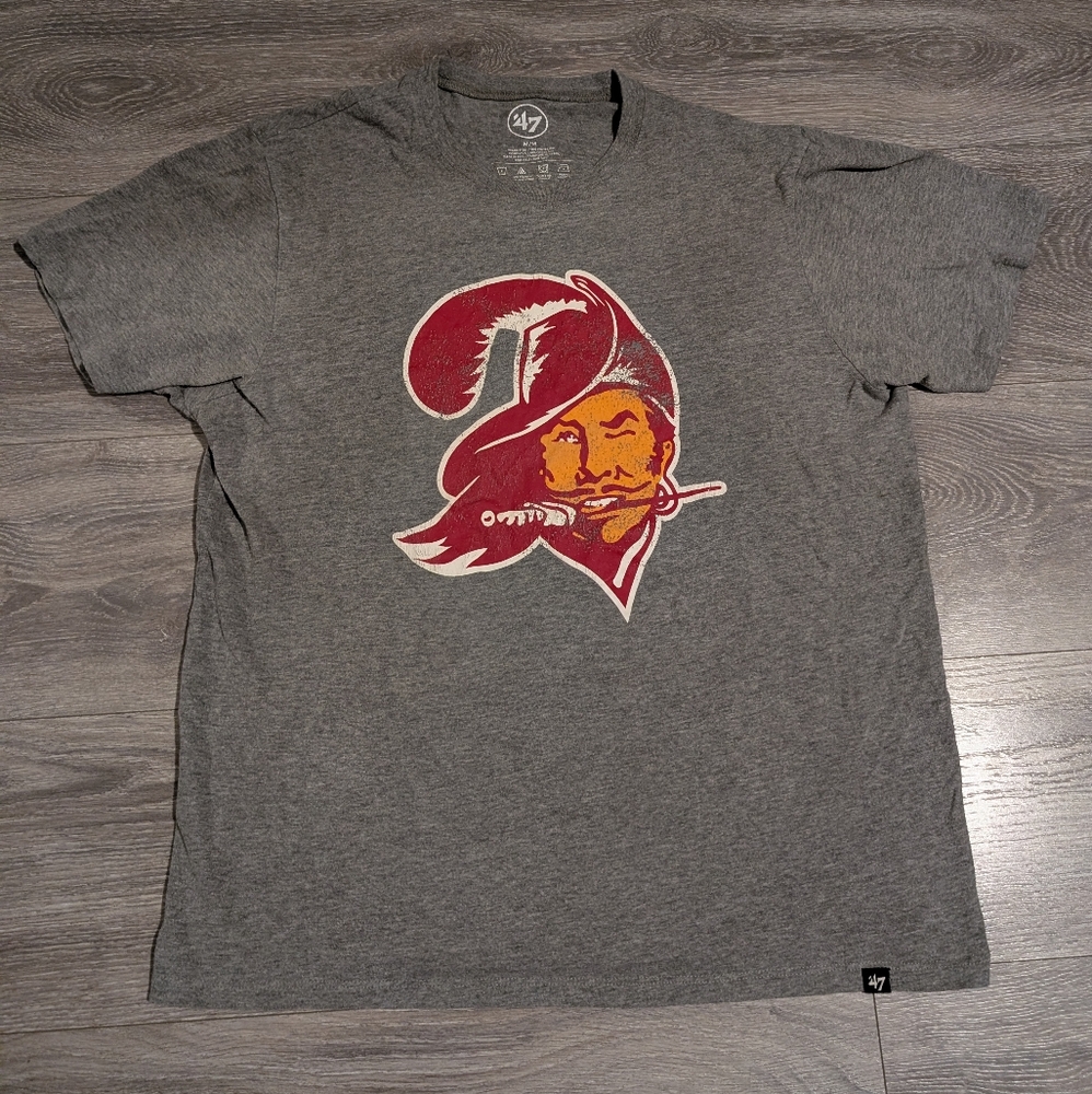 Bucco Bruce Vintage Tampa Bay Buccaneers Tee